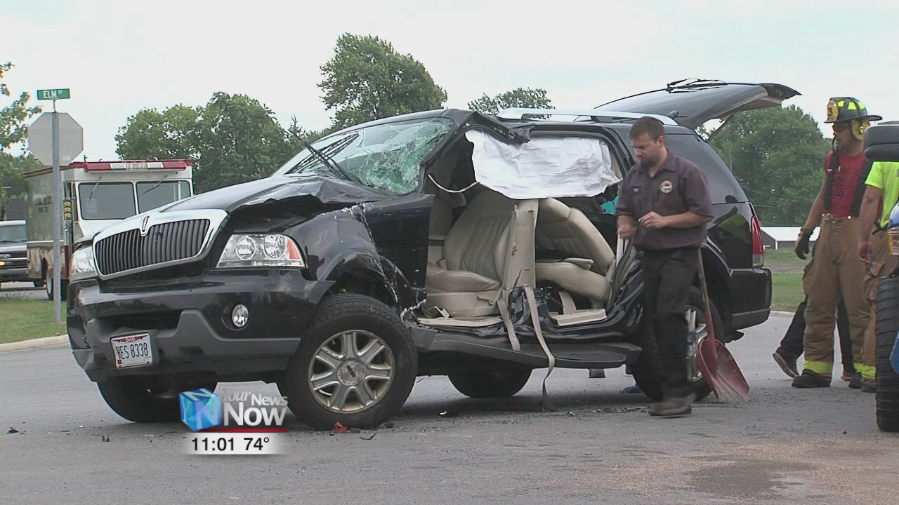 One person sent to hospital after a three-vehicle crash in Ottawa 1.jpg